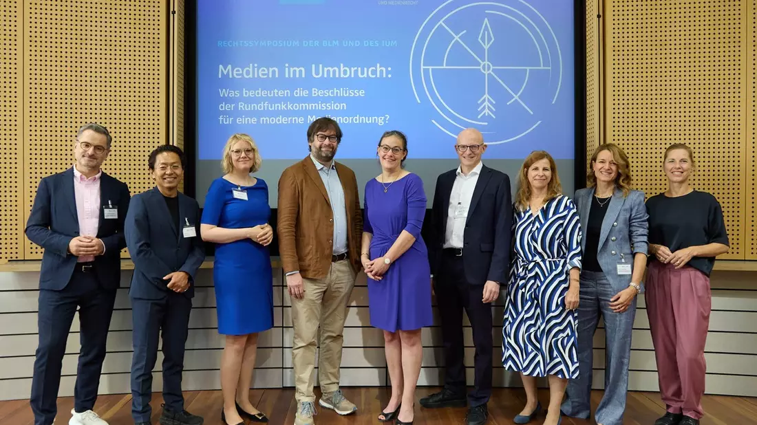 Medien im Umbruch: Zentrale Herausforderungen einer digitalen Kommunikationsordnung / Rechtssymposium von BLM und IUM eröffnet - Bild: presseportal.de