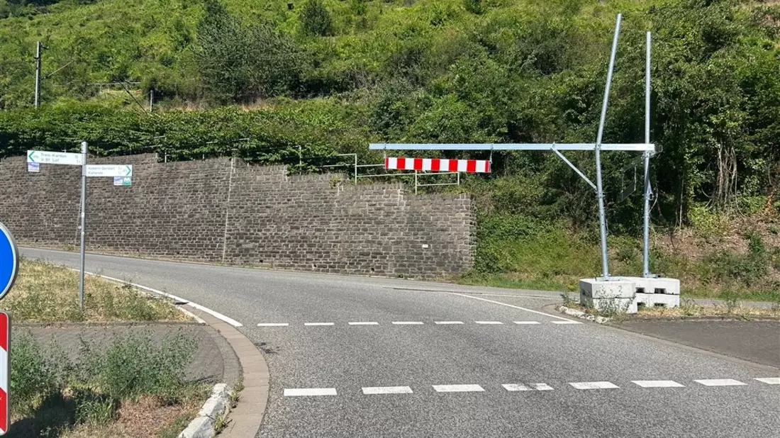 POL-PDKO: Häufung von Unfällen und vermeidbaren Schäden im Bereich Löfer Brücke - Bild: presseportal.de