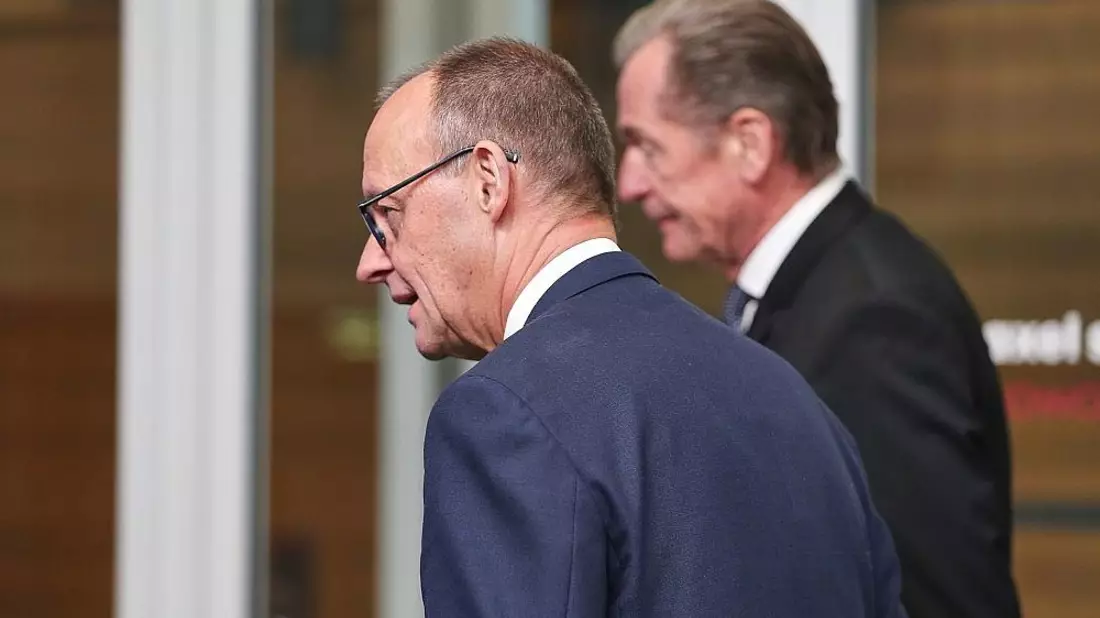 Bundesregierung bestätigt Treffen zwischen Merz und Döpfner