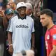 Der Schauspieler Samuel L. Jackson besucht das Spiel. - Bild: Julio Cortez/AP/dpa