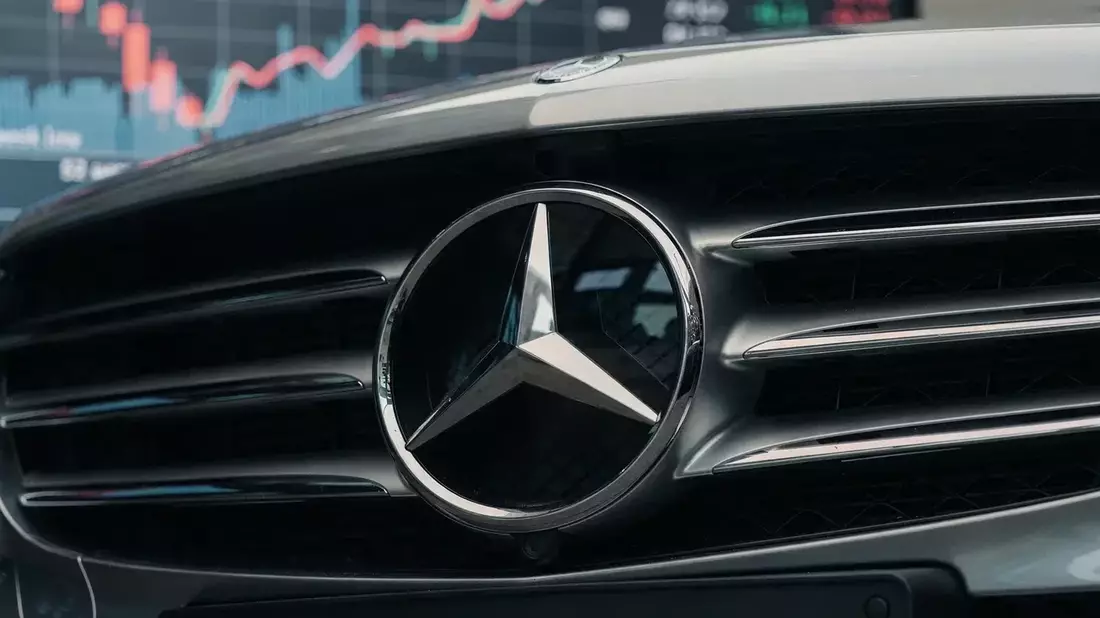 Mercedes-Benz faces labor unrest, cost pressures ahead of Q2 earnings update