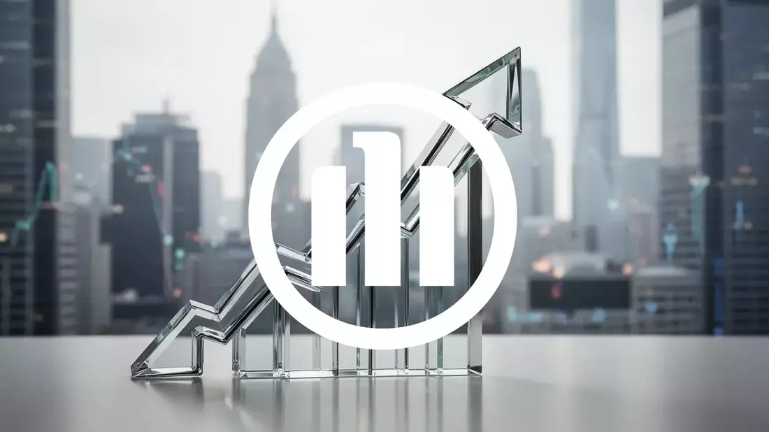 Allianz Stock Near Record High Amid Global Ranking Slide and Overbought Signal