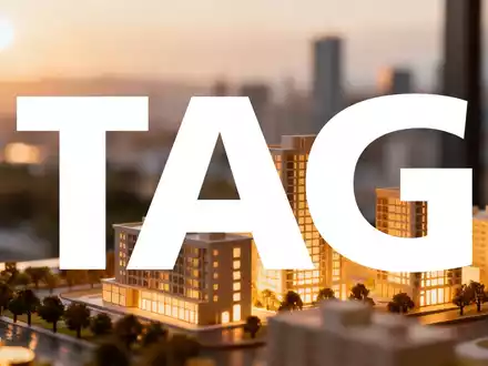 Abstrakte Darstellung des Immobiliensektors mit Fokus auf Wachstum und Kapital. Verschwommene Stadtlandschaften und architektonische Modelle. - Foto: über boerse-global.de