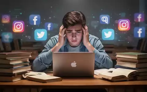 Ein überforderter Student an einem Schreibtisch mit Büchern und Laptop, umgeben von verschwommenen digitalen Ablenkungen. - Foto: über boerse-global.de