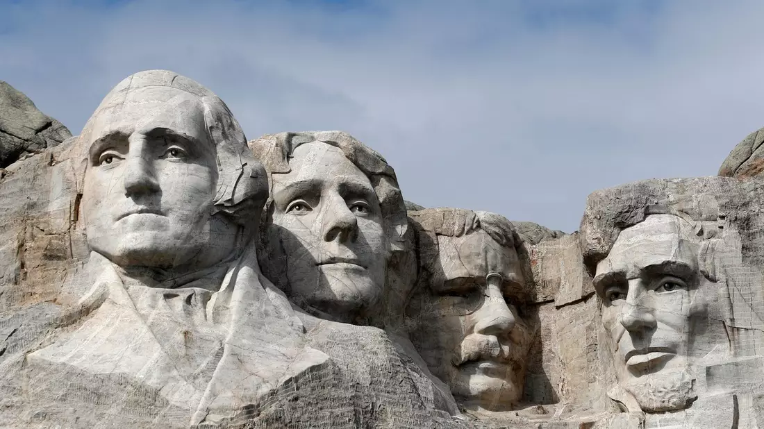 Der Bildhauer von Mount Rushmore wollte die wichtigsten Präsidenten verewigen. (Archivbild) - Bild: David Zalubowski/AP/dpa