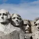 Der Bildhauer von Mount Rushmore wollte die wichtigsten Präsidenten verewigen. (Archivbild) - Bild: David Zalubowski/AP/dpa