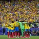 Vor der gelben Wand erreichte Kolumbien das Achtelfinale. - Bild: Ed Zurga/AP/dpa