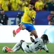 Bayerns Luis Díaz und Kolumbien stehen bei der WM im Achtelfinale. - Bild: Jeff Roberson/AP/dpa