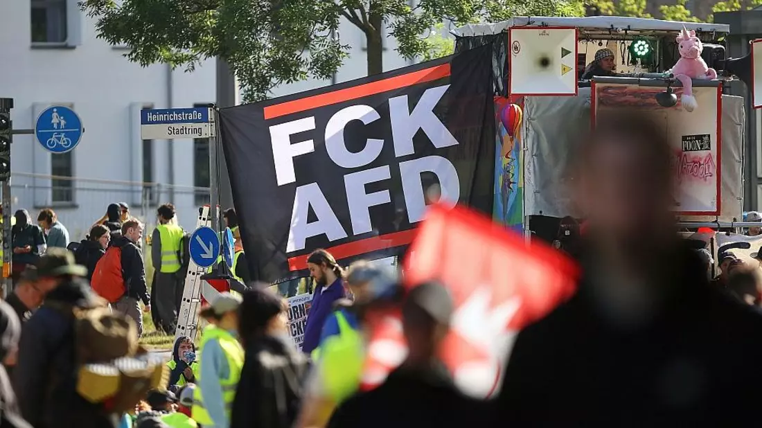 Massive Proteste gegen AfD-Parteitag in Erfurt