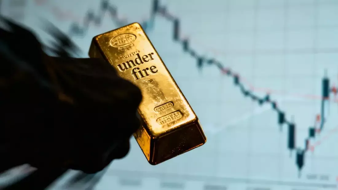 Oro sube a 4.187 dólares pero ETF pierden toneladas: bancos centrales compran