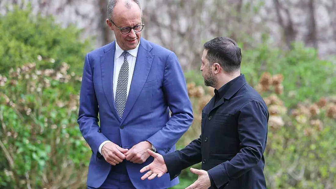 Merz und Selenskyj besprechen Patriot-Raketenlieferung