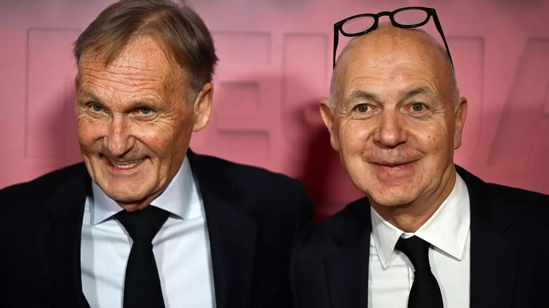 DFB-Präsident Bernd Neuendorf (r) und Ligapräsident und DFB-Vize Hans-Joachim Watzke sollen zu Jürgen Klopp in die USA reisen. (Archivbild) - Bild: Florian Wiegand/dpa