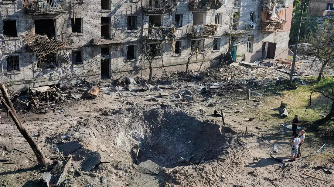 In Kiew hat ein russischer Raketenangriff 30 Menschen getötet. (Archivbild) - Bild: Efrem Lukatsky/AP/dpa