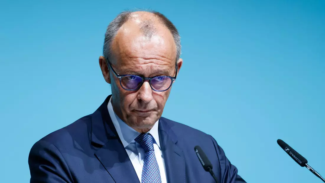 Kanzler Merz sieht Deutschland vor sehr guten Jahren stehen  - Bild: Thomas Banneyer/dpa