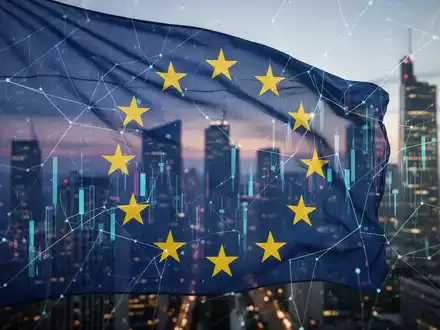 Eine stilisierte EU-Flagge mit digitalen Mustern über einem abstrakten Finanznetzwerk und einer verschwommenen Stadtlandschaft. - Foto: über boerse-global.de