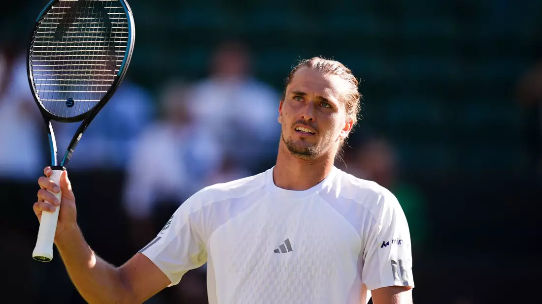 Alexander Zverev strebt am Montag sein erstes Viertelfinale in Wimbledon an. - Bild: John Walton/PA Wire/dpa
