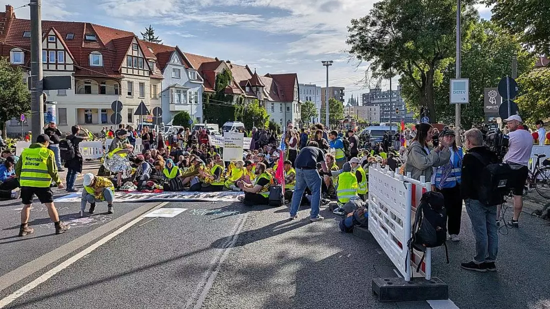 Stadt und Polizei ziehen positive Bilanz nach AfD-Parteitag