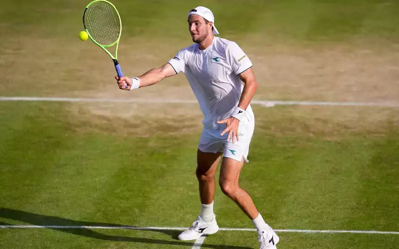 Jan-Lennard Struff spielte sein erstes Wimbledon-Achtelfinale. - Foto: Andrew Matthews/PA Wire/dpa