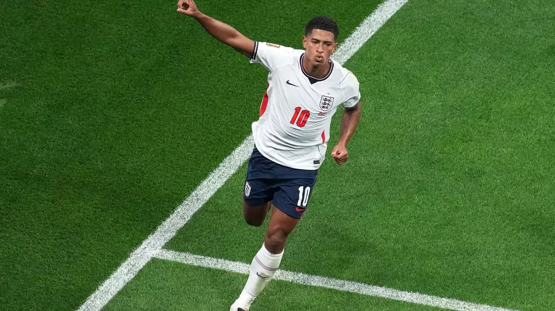 Jude Bellingham schoss zwei Tore für England. - Bild: Martin Rickett/PA Wire/dpa