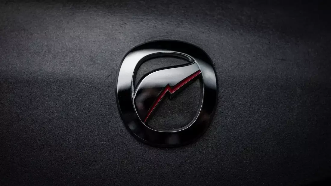 BYD Shares Rebound 15% on Record Exports as Domestic Sales Plunge 22%