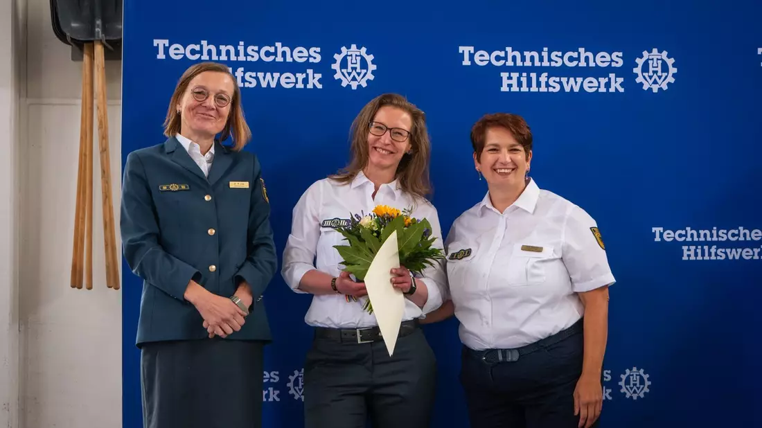 THW LVBEBBST: Neue Führung beim THW in Brandenburg a. d. Havel / Zwei Frauen an der Spitze des Ortsverbands - Bild: presseportal.de