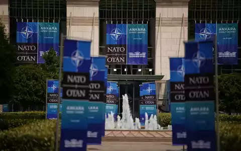 Die türkische Hauptstadt Ankara ist Gastgeberin des Nato-Gipfels.  - Foto: Emrah Gurel/AP/dpa