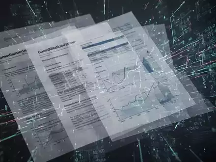 Überlappende, halbtransparente Dokumente und digitale Datenströme symbolisieren die Vereinfachung komplexer EU-Steuertransparenzregeln. - Foto: über boerse-global.de
