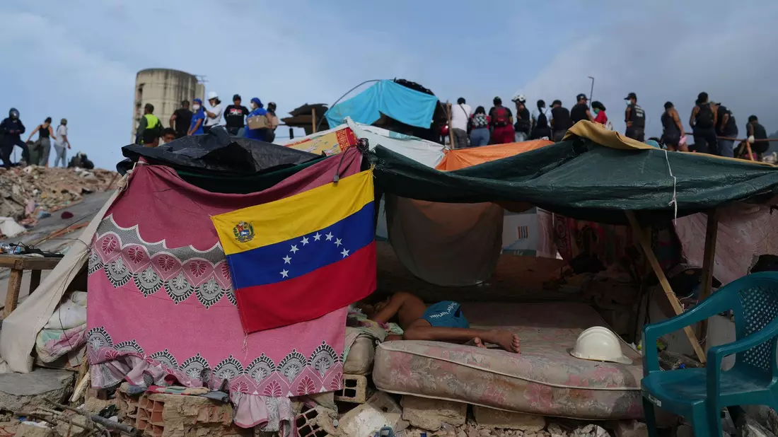Tausende haben ihr Zuhause verloren.  - Bild: Ariana Cubillos/AP/dpa