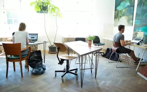 In Deutschland wächst die Zahl der neuen Start-ups rasant. (Symbolbild) - Foto: Jörg Carstensen/dpa