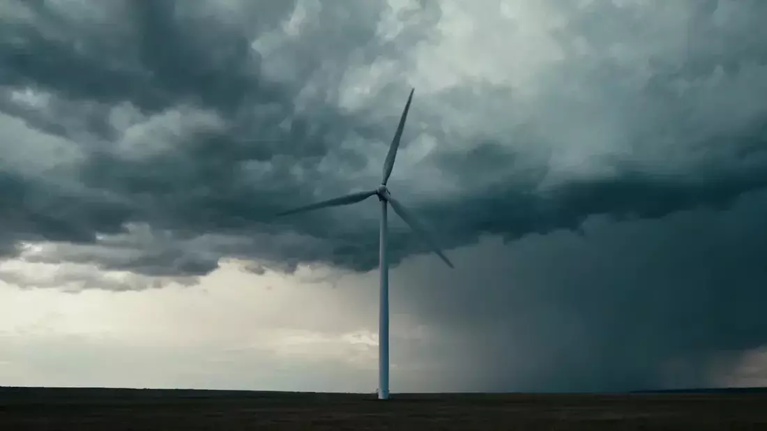 Siemens Energy Stock: Rating Upgrade, Subsidy Shake-Up, and Q3 Earnings Ahead