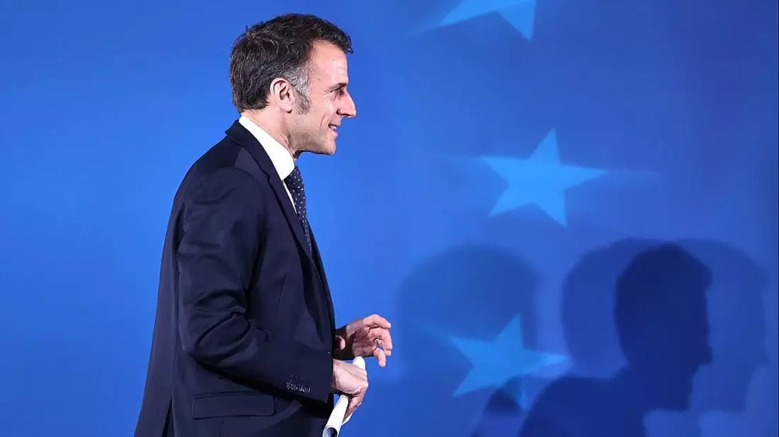 Trotz Explosionen in Damaskus: Macron setzt Syrien-Besuch fort