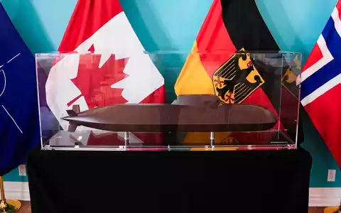 Der Kieler Marineschiffbauer TKMS baut zwei Dutzend U-Boote für Deutschland, Norwegen und Kanada. - Foto: Justin Tang/The Canadian Press/AP/dpa
