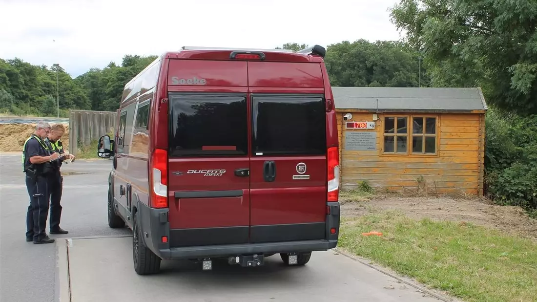 POL-KLE: Kreis Kleve - Sicher in den Sommerurlaub - Kreispolizeibehörde Kleve informiert und führt Verwiegeaktion durch - Bild: presseportal.de