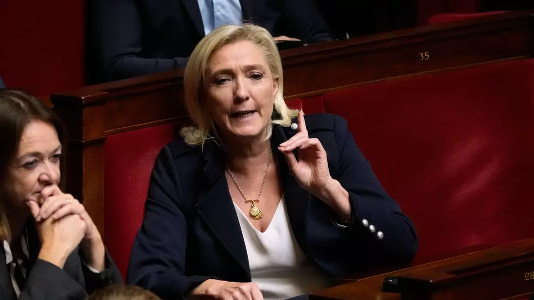 Le Pen möchte gern ein viertes Mal Anlauf für die französische Staatsspitze nehmen. (Archivbild) - Bild: Michel Euler/AP/dpa