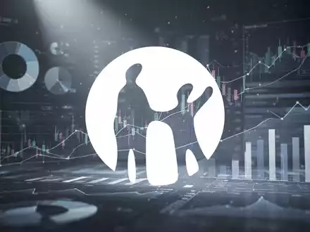 Abstrakte, atmosphärische Szene eines digitalen Finanzberichts mit kühler Beleuchtung, die Datenvisualisierungen und grafische Elemente hervorhebt. - Foto: über boerse-global.de