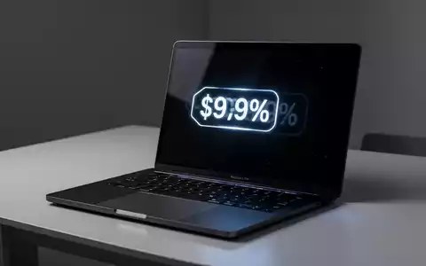 Ein Space Black MacBook Pro M5 Pro Laptop offen auf einem Schreibtisch, mit dezenter Spiegelung eines Preisschilds auf dem Bildschirm. - Foto: über boerse-global.de