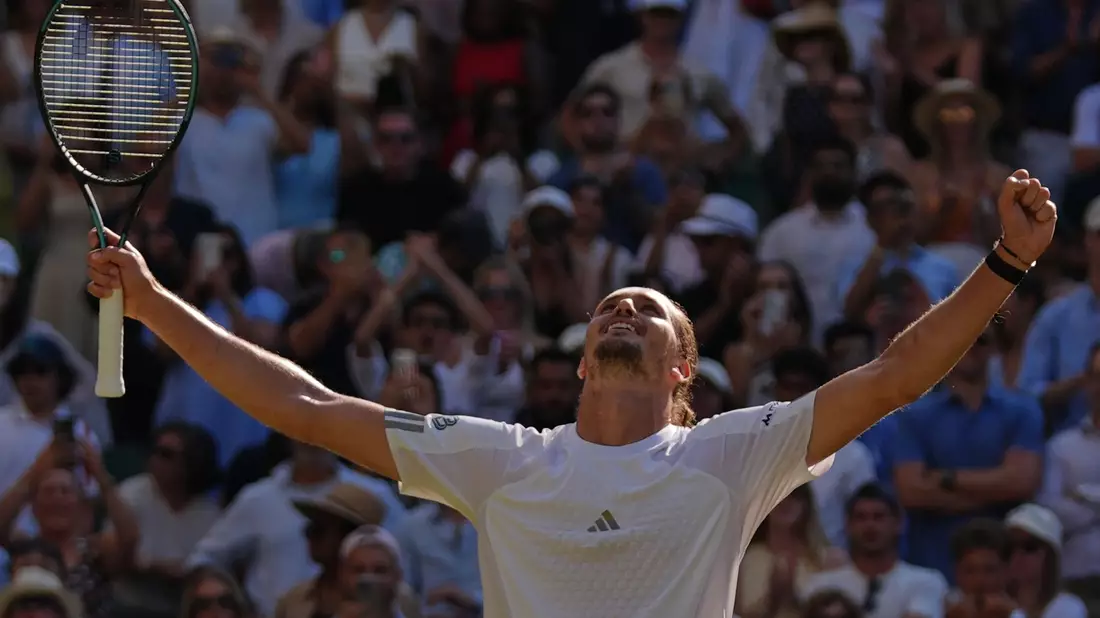 Erstmals in einem Wimbledon-Viertelfinale: Alexander Zverev. - Bild: Maja Smiejkowska/AP/dpa