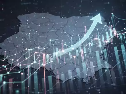 Digitalisierte Datenströme und leuchtende Finanzdiagramme über einer stilisierten Landkarte Polens, die Steuerdaten und Compliance darstellen. - Foto: über boerse-global.de