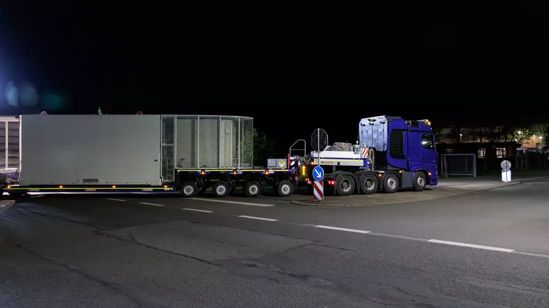 In den vergangenen Wochen fuhren schon mehrere Castor-Transporte durch Nordrhein-Westfalen. (Archivbild) - Bild: David Ebener/dpa