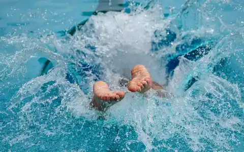 Der Spender ist selbst Freibad-Fan. (Archivbild) - Foto: Patrick Pleul/dpa