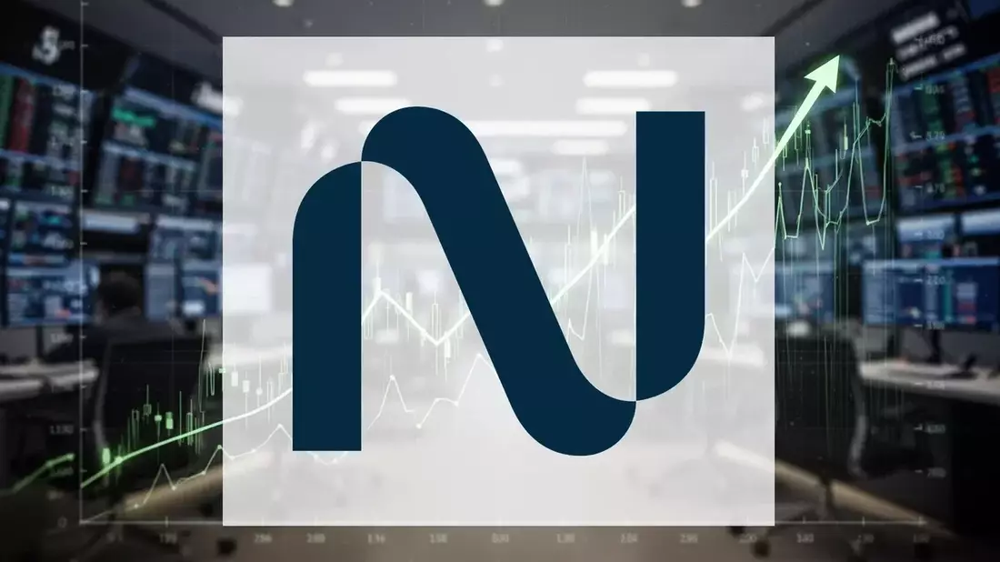 Nebius Group: Hedge Fund's $64M Bet vs Insider Sales & Meta Threat
