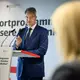 Der Verkehrsminister sieht nach der Mitteilung von Dienstag Anlass, das Sanierungskonzept genauer zu analysieren. - Bild: Bernd von Jutrczenka/dpa