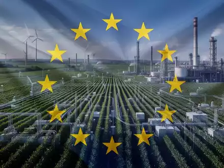 Eine stilisierte Darstellung der EU-Flagge, überlagert von abstrakten Feldern und Industrieketten, symbolisiert CBAM und Landwirtschaft. - Foto: über boerse-global.de