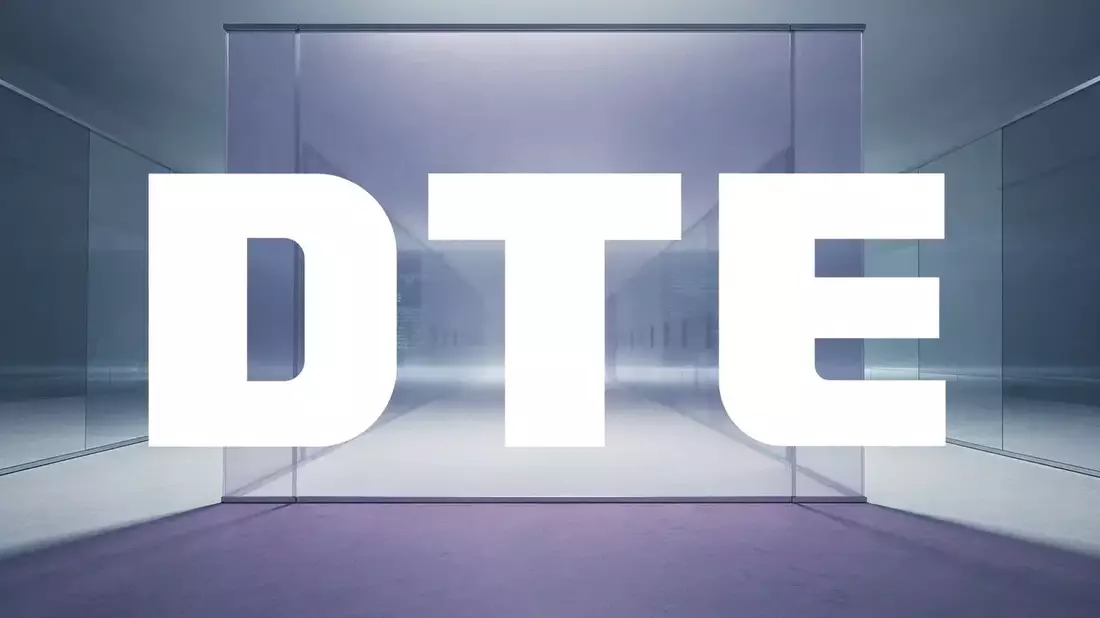 Deutsche Telekom Buys Back Shares and Expands Network as Rivals Retreat