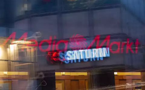 Ceconomy betreibt mit MediaMarkt und Saturn zwei Elektronikmarktketten. - Foto: Sebastian Gollnow/dpa
