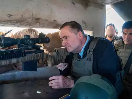 Israels Verteidigungsminister Katz knüpft einen Truppenabzug aus dem Südlibanon an eine vollständige Entwaffnung der libanesischen Hisbollah-Miliz. (Archivbild) - Foto: Ariel Hermoni/Verteidigungsministerium/dpa