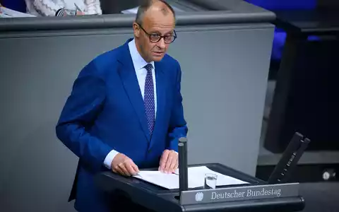 «Wir haben zudem am Rande des Nato-Treffens in Ankara mit der amerikanischen Regierung vereinbart, dass amerikanische Tomahawk-Raketen von uns erworben und in Deutschland stationiert werden», sagte der Kanzler. - Foto: Bernd von Jutrczenka/dpa