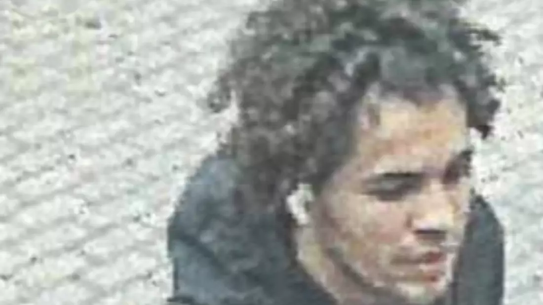 POL-GÖ: (207/2026) Angriff mit Baseballschläger nach Auseinandersetzung auf dem Waageplatz Anfang Juni - Polizei fahndet mit Bildern nach Tatverdächtigem - Bild: presseportal.de