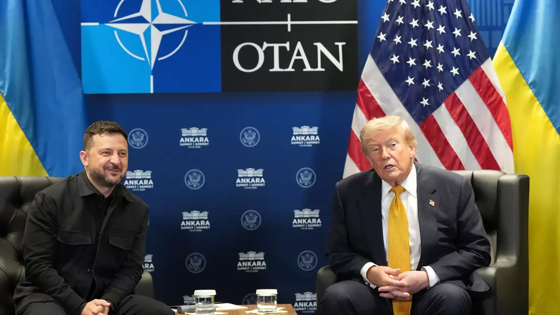 Trump sagt Selenskyj eine Lizenz für Patriot-Flugabwehrraketen zu. (Archivbild) - Bild: Alex Brandon/AP/dpa