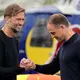 Oliver Mintzlaff (r.) hat die Interessen des Red-Bull-Konzerns im Blick. (Archivbild)  - Bild: Jan Woitas/dpa